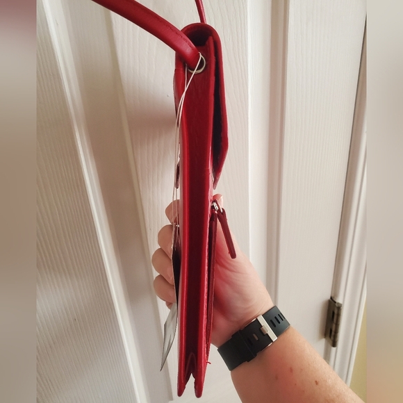 NWT ILI New York Red Leather Crossbody Bag Organizer on a string - Picture 11 of 12
